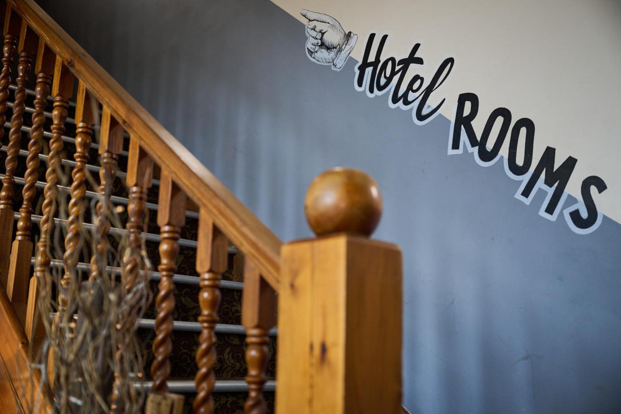 White Hart, Newmarket By Marston'S Inns Екстер'єр фото
